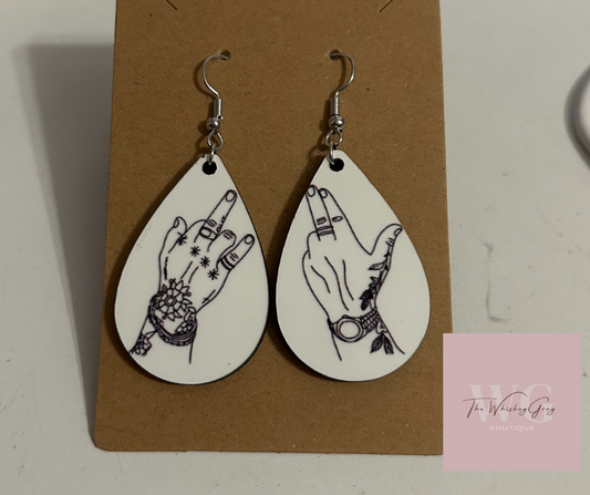 "Koe 1” Teardrop Earrings